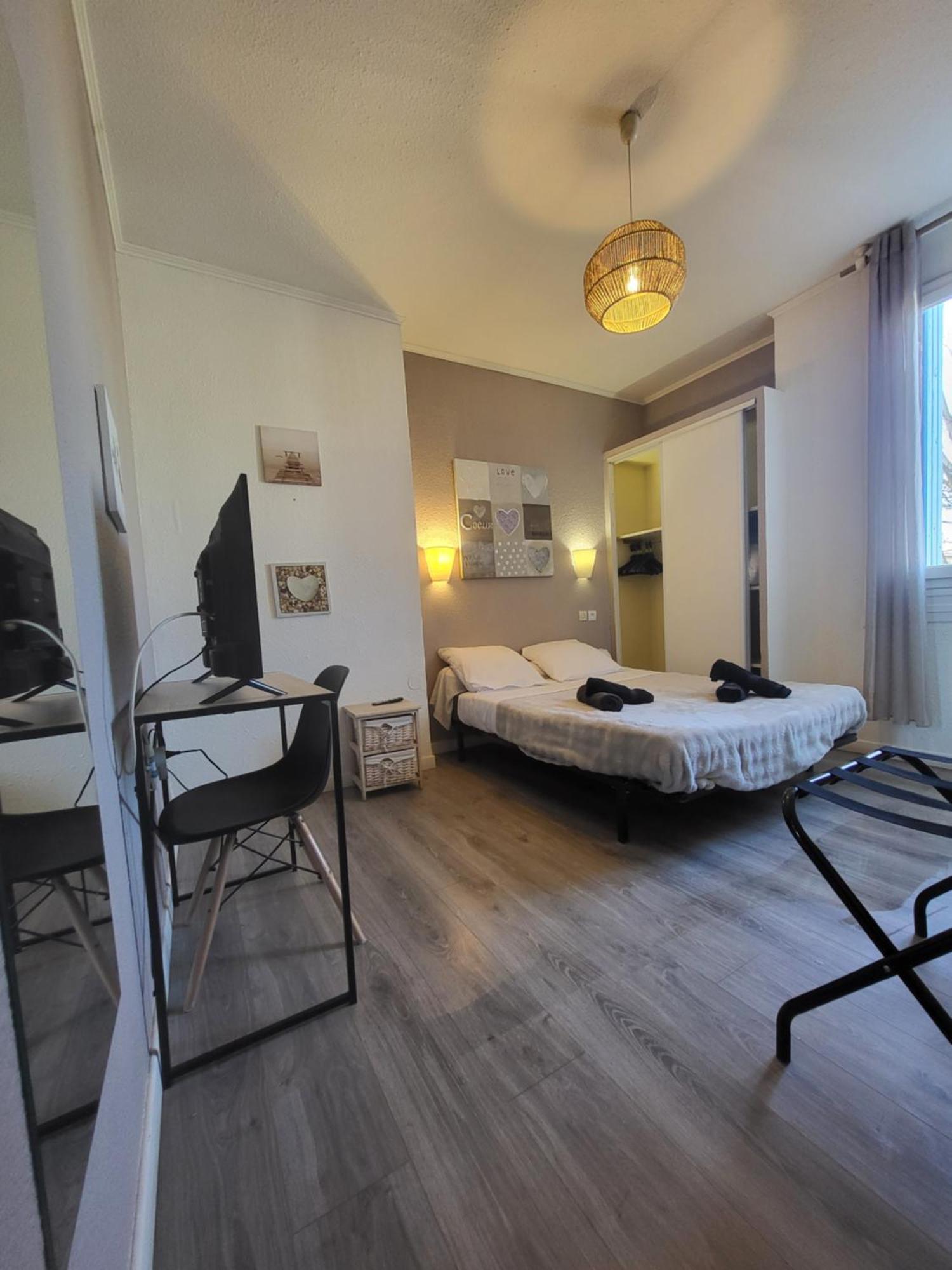 Hotel Le Chalet Valras-Plage Eksteriør billede